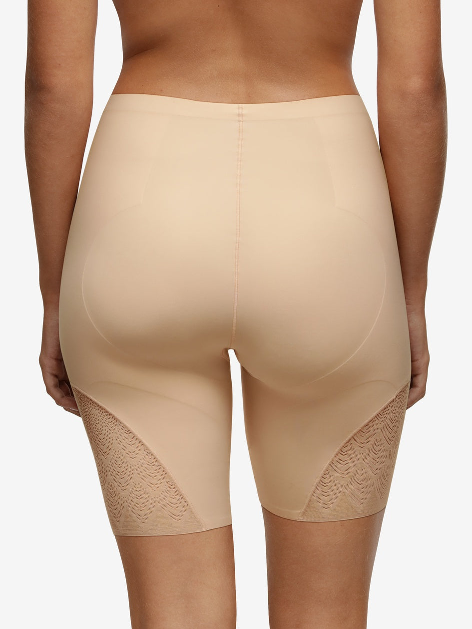 Chantelle - Sexy Shape Shorty Taille Haute Mi-Cuisse Beige Doré Chantelle Culotte Gianantes À Jambes Longue